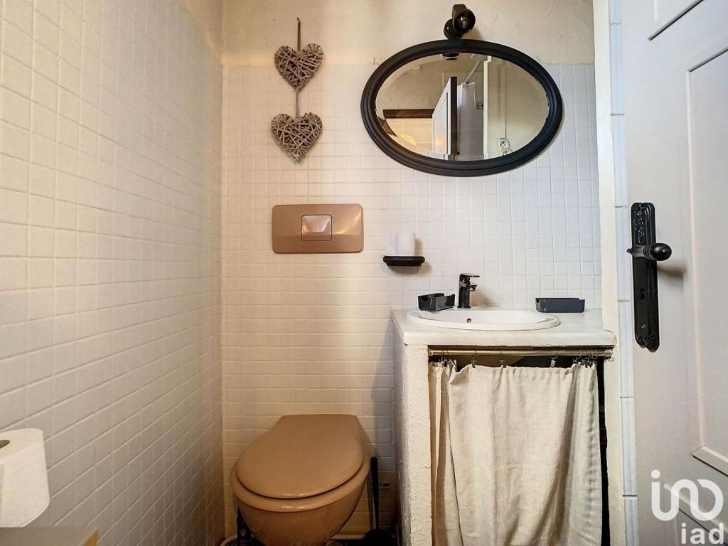 1piece Avec Jardin Dans Mas De Caractere Saint-Laurent-du-Var