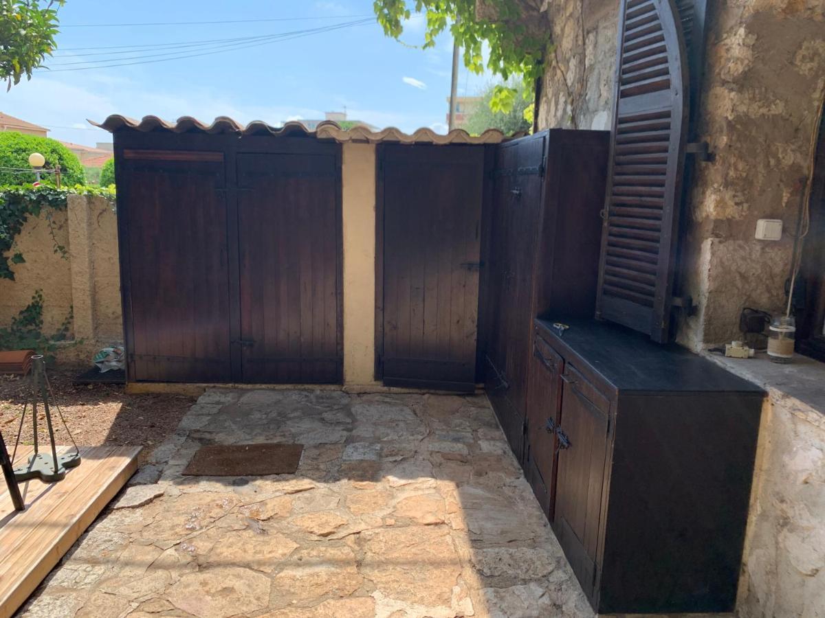 1piece Avec Jardin Dans Mas De Caractere Apartment